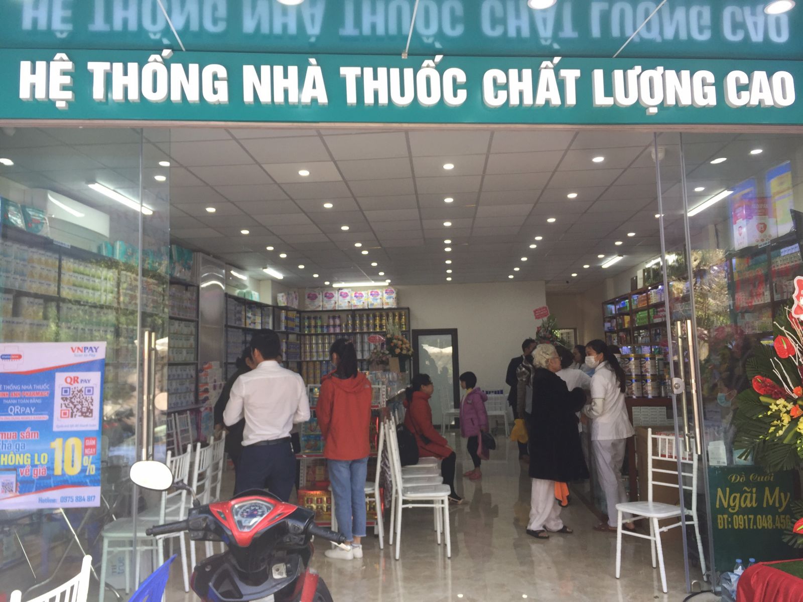 Quang cảnh nhà thuốc Minh Anh